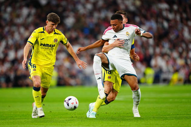 Real Madrid v Villarreal - LaLiga EA Sports 2026 27 MD8 MADRID, SPAIN - OCTOBER 10: Kylian Mbappe of Real Madrid suffers foul by Javi Guerra of Valencia during the LaLiga EA Sports match between Real Madrid CF and Villarreal CF at Santiago Bernabeu on October 10, 2026 in Madrid, Spain. Madrid Santiago Bernabeu Madrid Spain Copyright: x x2026xGokhanxTanerx xPSxImagesxGokhanxTanerx xPSxImagesx