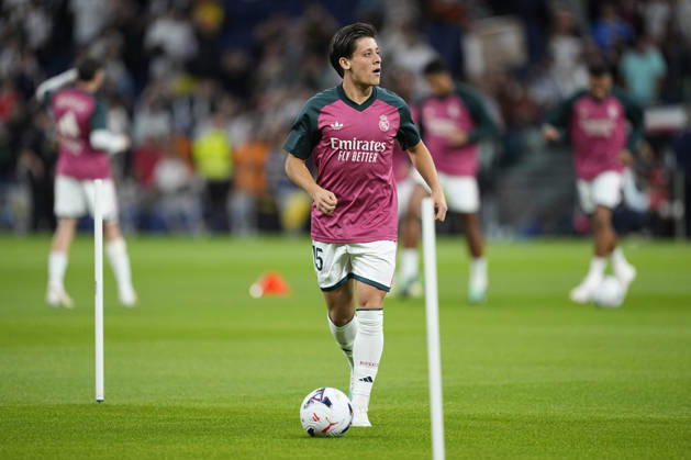 October 10, 2026, Madrid, Madrid, Spain: Arda Guler of Real Madrid CF warms up during the Spanish League, LaLiga EA Sports, football match between Real Madrid and Villarreal CF at Bernabeu stadium on October 10, 2026, in Madrid, Spain. Real Madrid V Villarreal CF - LaLiga EA Sports - ZUMAa181 20261010_zaa_a181_223 Copyright: xOscarxJ.xBarrosox