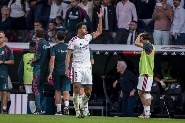Real Madrid CF v Villarreal CF - LaLiga EA Sports 2026 27 Jude Bellingham of Real Madrid CF reacts and protests during the LaLiga EA Sports football match between Real Madrid CF and Villarreal CF at Estadio Bernabeu on October 10, 2026 in Madrid, Spain. Madrid Estadio Bernabeu Madrid Spain Copyright: xAlbertoxGardinx AGardin_20261010_Rea_Mad_Vil_0138