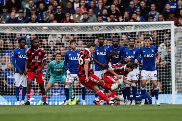 10th October 2026; Portman Road, Ipswich, Suffolk, England; Premier League Football, Ipswich Town versus Fulham; Sander Berge of Fulham takes a free kick AndyxSkinner