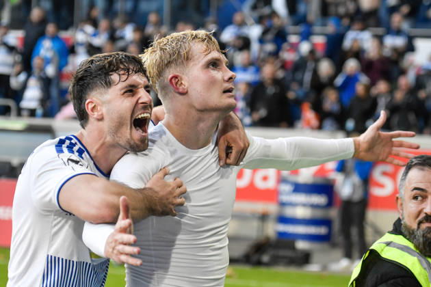Peter Remmert (Duisburg 39) jubelt nach dem Tor zum 3:2 mit Tobias Fleckstein (Duisburg 5) 10.10.2026 ¢ Fussball ¢ MSV Duisburg vs TSG 1899 Hoffenheim II, Schauinsland-Reisen-Arena, Duisburg, DFB DFL REGULATIONS PROHIBIT ANY USE OF PHOTOGRAPHS AS IMAGE SEQUENCES AND OR QUASI-VIDEO NRW Germany