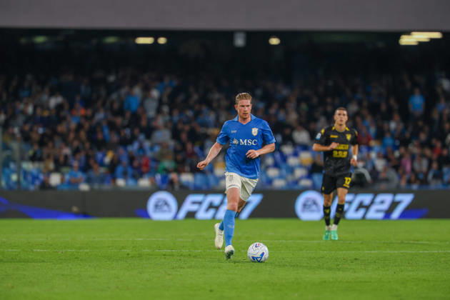 October 10, 2026, Napoli, Campania, ITALIA: Kevi De Bruyne of SSC Napoli during the 2026 27 Serie A match between SSC Napoli and FC Frosinone, played on October 10, 2026, at the Stadio Diego Armando Maradona in Naples Serie A Football Match †2026 27 Season: Napoli Vs. Frosinone - ZUMAs236 20261010_aap_s236_115 Copyright: xFabioxSassox