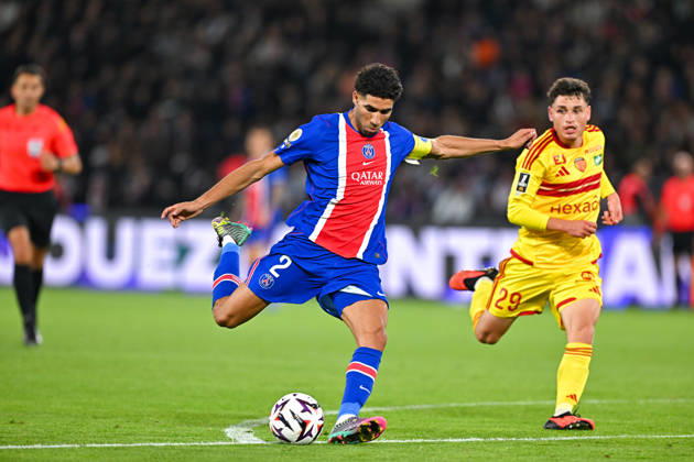 Paris Saint-Germain v Le Mans FC - Ligue 1 McDonald s 2026 2027 Achraf HAKIMI of Paris Saint-Germain and Lucas BRETELLE of Le Mans during Ligue 1 McDonald s match between Paris and Le Mans at Parc des Princes on October 10, 2026 in Paris, France. Paris France Copyright: xBaptistexFernandezx 776573319