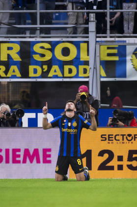 FC Internazionale v Parma Calcio - Serie A Petar Sucic of FC Internazionale celebrates after scoring the opening goal during the Serie A football match between FC Internazionale and Parma Calcio. Milan Italy Copyright: xNicolòxCampox