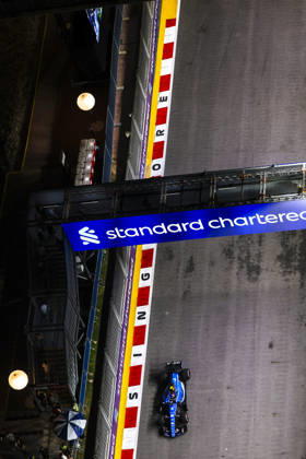 October 10, 2026, Singapore, Kaohsiung City, Singapore: CARLOS SAINZ of Atlassian Williams Racing qualifies 14th during qualifying for the 2026 Formula 1 Singapore Grand Prix at Marina Bay Street Circuit in Singapore. Singapore Singapore - ZUMAh201 20261010_zsp_h201_073 Copyright: xYichinxHoux