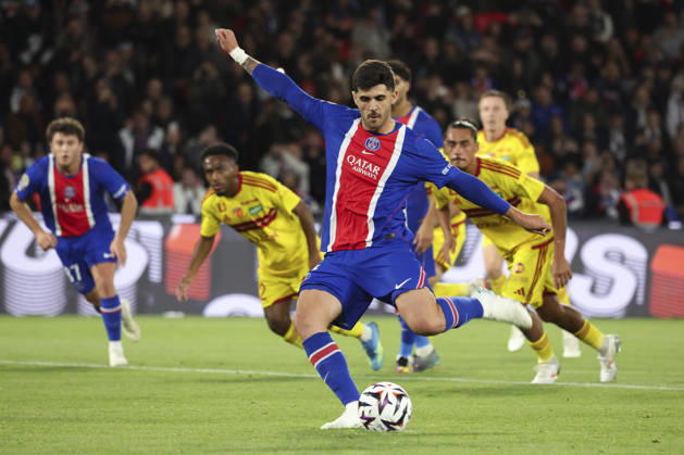FOOTBALL : Paris Saint Germain Vs Le Mans - Ligue 1 - 10 10 2026 But de Lucas Beraldo (Paris Saint Germain) ParisFrance Copyright: xMichaelxBaucherx