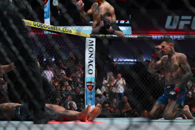 October 10, 2026, Las Vegas, Nevada, USA: ANDRE FILI defeats KAI KAMAKA III by KO, Round 2, :22 during UFC Fight Night night the Meta APEX in Las Vegas. Las Vegas USA - ZUMAo117 20261010_zsp_o117_003 Copyright: xMikaelxOnax