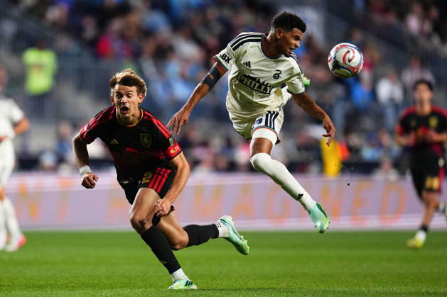 October 10, 2026: Philadelphia Union Defender Nathan Harriel (26) heads the ball during the second half of an MLS, Fussball Herren, USA match against Real Salt Lake at Subaru Park in Chester, Pennsylvania. CSM Chester United States of America - ZUMAc04_ 20261010_zma_c04_285 Copyright: xKylexRoddenx