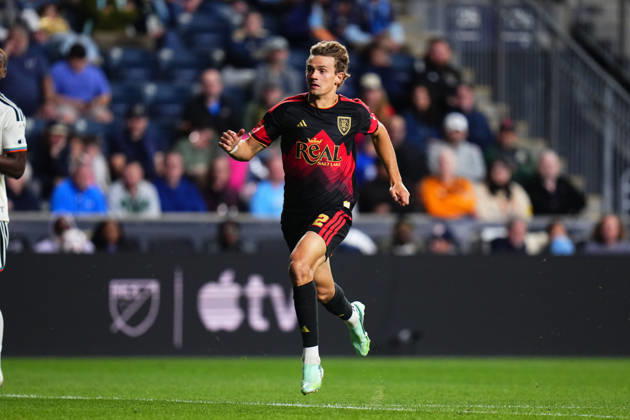 October 10, 2026: Real Salt Lake Forward Sergi Solans (22) chases the ball during the second half of an MLS, Fussball Herren, USA match against the Philadelphia Union at Subaru Park in Chester, Pennsylvania. CSM Chester United States of America - ZUMAc04_ 20261010_zma_c04_309 Copyright: xKylexRoddenx