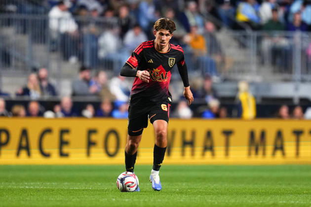 October 10, 2026: Real Salt Lake Midfielder Stijn Spierings (6) controls the ball during the second half of an MLS, Fussball Herren, USA match against the Philadelphia Union at Subaru Park in Chester, Pennsylvania. CSM MLS 2026: Union Vs Salt Lake OCT 10 - ZUMAc04_ 20261010_zma_c04_324 Copyright: xKylexRoddenx