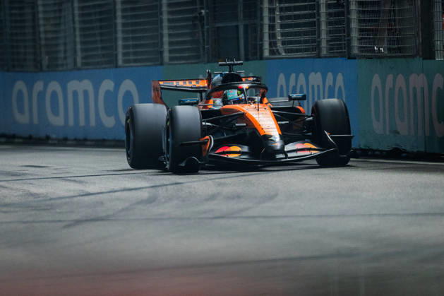 2026 Formula One Singapore Grand Prix Marina Bay Street Circuit, Singapore, Singapore. 10.October.2026; Oscar Piastri of Australia and McLaren Mastercard F1 Team during qualifying Formula One Singapore Grand Prix Singapore Marina Bay Street Circuit Singapore Copyright: xJayxHiranox