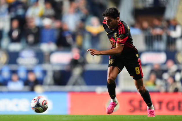 October 10, 2026: Real Salt Lake Midfielder Juan Manuel Sanabria (8) controls the ball during the second half of an MLS, Fussball Herren, USA match against the Philadelphia Union at Subaru Park in Chester, Pennsylvania. CSM Chester United States of America - ZUMAc04_ 20261010_zma_c04_334 Copyright: xKylexRoddenx