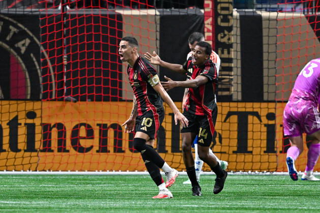 ATLANTA, GA - OCTOBER 10: Miguel Almiron 10 of Atlanta reacts after scoring a second-half goal during the MLS, Fussball Herren, USA match between FC Cincinnati and Atlanta United FC on October 10th, 2026 at Mercedes-Benz Stadium in Atlanta, GA. (Photo by Rich von Biberstein Icon Sportswire) SOCCER: OCT 10 MLS Atlanta United vs FC Cincinnati EDITORIAL USE ONLY Icon261010022