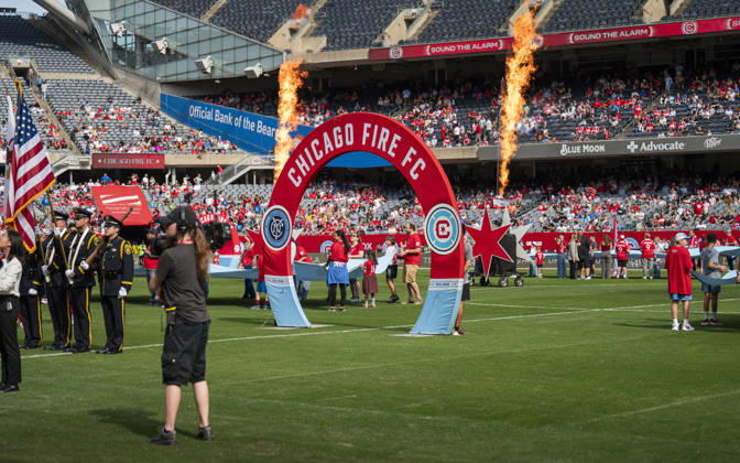 Chicago Fire FC V New York City FC - MLS, Fussball Herren, USA - October 10, 2026 The teams walk into the stadium before the match between Chicago Fire FC and New York City FC at Soldier Field Stadium in Chicago, United States, on October 10, 2026. Chicago IL United States  Copyright: xRichardxNicholsx originalFilename:nichols-chicagof261010_npCX8.jpg