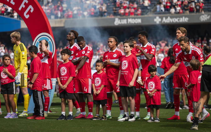 Chicago Fire FC V New York City FC - MLS, Fussball Herren, USA - October 10, 2026 The Chicago Fire FC team lines up for the National Anthem before the match against New York City FC at Soldier Field Stadium in Chicago, United States, on October 10, 2026. Chicago IL United States  Copyright: xRichardxNicholsx originalFilename:nichols-chicagof261010_npRMR.jpg