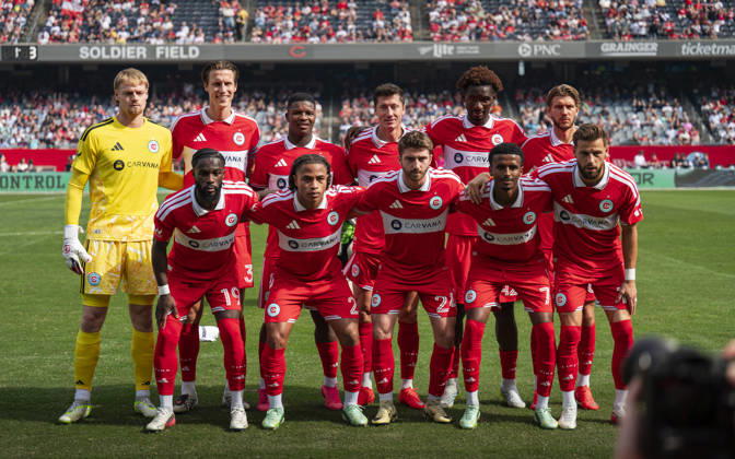 Chicago Fire FC V New York City FC - MLS, Fussball Herren, USA - October 10, 2026 Chicago Fire FC players pose for a team photo before the match against New York City FC at Soldier Field Stadium in Chicago, United States, on October 10, 2026. Chicago IL United States  Copyright: xRichardxNicholsx originalFilename:nichols-chicagof261010_np7yd.jpg