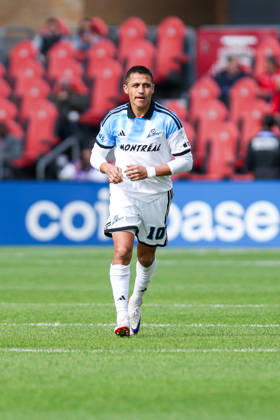 Toronto FC v CF Montreal Alexis Sanchez 10 of CF Montreal is in action during a Major League Soccer game between Toronto FC and CF Montreal at BMO Field in Toronto, Ontario, Canada, on October 10, 2026. Toronto Ontario Canada  Copyright: xIndrawanxKumalax originalFilename:kumala-majorlea261010_npllP.jpg