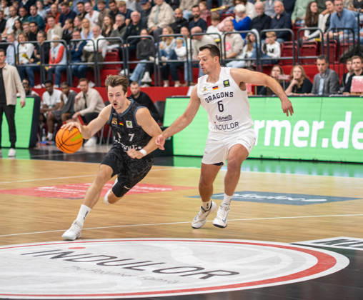 Artland Dragons - Tigers Tübingen. Quakenbrück, Niedersachsen, Deutschland, 10.10.2026. Basketball, BARMER 2. Basketball Bundesliga ProA, 4. Spieltag, Saison 2026 2027, in der Artland Arena. Die Tigers Tübingen gewinnen mit 92:86 gegen die Artland Dragons. For editorial use only. Artland Dragons - Tigers Tübingen, Basketball ProA Quakenbrück Copyright: xEibner-Pressefotox EP_EER