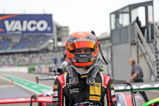Hockenheim, Deutschland 09.- 11. Oktober 2026: DTM - 2026 - Saisonfinale - Hockenheimring Qualifying Sonntag Im Bild: Bastian Buus (DNK) Pole Position fuer DTM Finalrennen in Hockenheim Hockenheimring Baden Württemberg Copyright: xFotostandx xHorstxBernhardtx