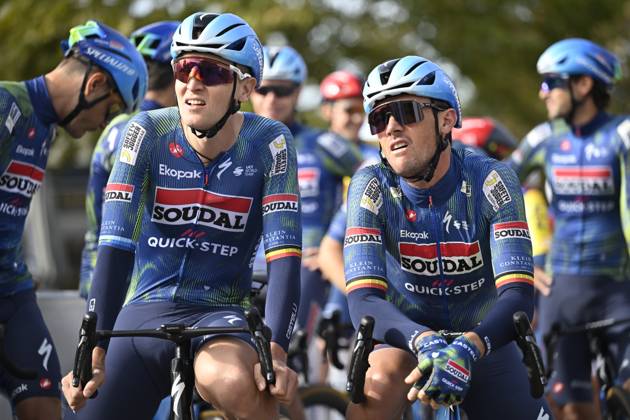 Paris Tours 2026 Cycling Race TOURS, FRANCE - OCTOBER 11 : Merlier Tim (BEL) of Soudal Quick-Step and Lampaert Yves (BEL) of Soudal Quick-Step during the 120th edition of Paris Tours an UCI ProSeries 1.Pro one day cycling road race for Men Elite of 216.2 km with start in Chartres and finish in Tours on October 11, 2026 in Tours, France, 11 10 2026 ( Motordriver Guy De Vuyst - Tours France  Copyright: xNicoxVereeckenx