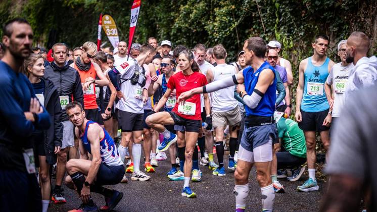 Marathon am Baldeneysee in Essen ** NUR FÜR REDAKTIONELLE ZWECKE ** EDITORIAL USE ONLY **<p>Rund 1800 Läufer begeben sich am Sonntagmorgen, 11.10.2026, im Rahmenprogramm des Mararthons am Baldeneysee auf eine gut 18 Kilometer lange Seerunde. Deutschland NRW Essen Copyright: MartinxMöller