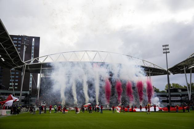 UTRECHT - Overview of the stadium during the Dutch Eredivisie match between FC Utrecht and Willem II at Galgenwaard Stadium on October 11, 2026 in Utrecht, the Netherlands. TOBIAS KLEUVER ANP Eredivisie 2026 27 xVIxANPxSportx xxANPxIVx 572116986 originalFilename: 572116986.jpg