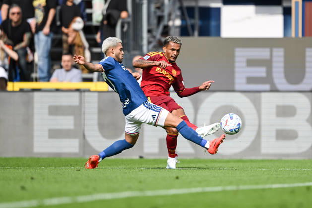 Wesley of AS Roma in action during the Serie A soccer match between Como Calcio and AS Roma at the Giuseppe Sinigaglia stadium in Como, north Italy - October 11, 2026 - Soccer.  Copyright: xTizianoxBallabio LaPressex