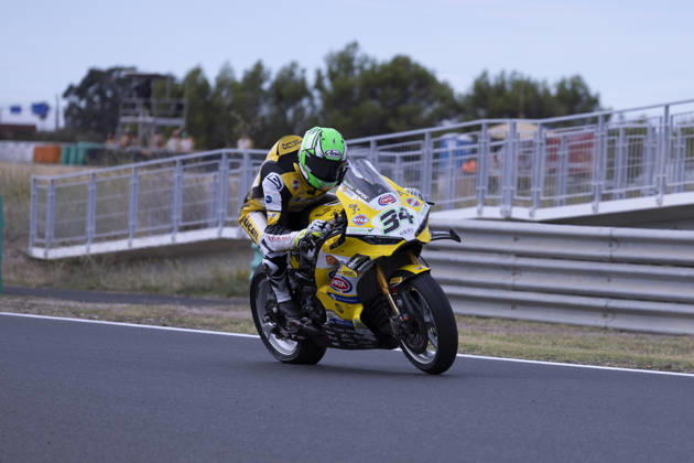 October 11, 2026, Cascais, Lisboa, Portugal: ESTORIL, PORTUGAL - OCTOBER 11: Lorenzo Baldassarri of Italy and Team Goeleven competes during the Superpole Race during day three of the World Superbikes Estoril Round at Circuito Estoril on October 11, 2026 in Estoril, Portugal Cascais Portugal - ZUMAl192 20261011_zsp_l192_040 Copyright: xMiguelxLemosx
