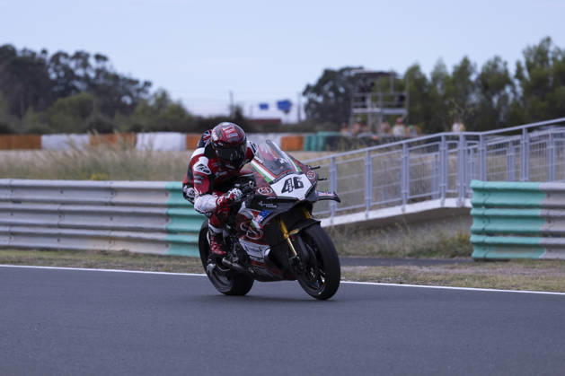 October 11, 2026, Cascais, Lisboa, Portugal: ESTORIL, PORTUGAL - OCTOBER 11: Thomas Bridewell of Great-Britain and Superbike Advocates competes during the Superpole Race during day three of the World Superbikes Estoril Round at Circuito Estoril on October 11, 2026 in Estoril, Portugal Cascais Portugal - ZUMAl192 20261011_zsp_l192_044 Copyright: xMiguelxLemosx
