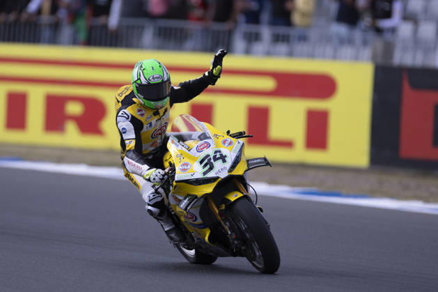 October 11, 2026, Cascais, Lisboa, Portugal: ESTORIL, PORTUGAL - OCTOBER 11: Lorenzo Baldassarri of Italy and Team Goeleven competes during the Superpole Race during day three of the World Superbikes Estoril Round at Circuito Estoril on October 11, 2026 in Estoril, Portugal Cascais Portugal - ZUMAl192 20261011_zsp_l192_049 Copyright: xMiguelxLemosx