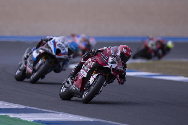 October 11, 2026, Cascais, Lisboa, Portugal: ESTORIL, PORTUGAL - OCTOBER 11: Iker Lecuona of Spain and Aruba.it Racing - Ducati competes during the Superpole Race during day three of the World Superbikes Estoril Round at Circuito Estoril on October 11, 2026 in Estoril, Portugal Cascais Portugal - ZUMAl192 20261011_zsp_l192_062 Copyright: xMiguelxLemosx