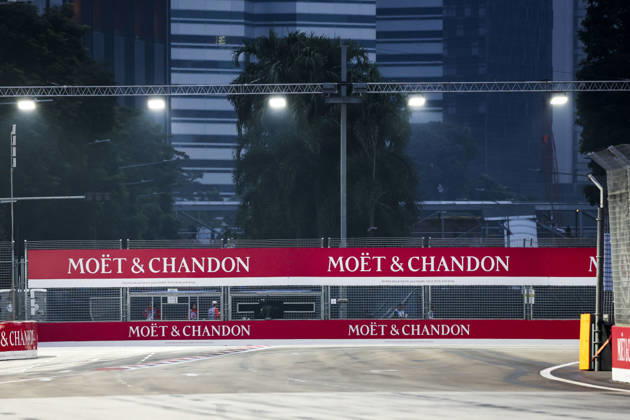 F1 - SINGAPORE GRAND PRIX 2026 Moët & Chandon branding illustration during the 2026 Formula 1 Singapore Grand Prix, 17th round of the 2026 Formula One World Championship, WM, Weltmeisterschaft from October 9 to 11, 2026 on the Marina Bay Street Circuit, in Singapore, Singapore - SingaporeSingapore Copyright: xDPPIx