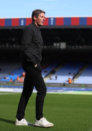 Premier League - Crystal Palace v Nottingham Forest LONDON, ENGLAND, OCTOBER 11: Oliver Glasner Manager of Nottingham Forest and former Crystal Palace manager on the Selhurst Park pitch ahead of the match during The Premier League match between Crystal Palace v Nottingham Forest at Selhurst Park Stadium, London, England, on October 11. (Photo by Daniel Weir) London Selhurst Park Stadium England Copyright: xDanielxWeir SportsxPressxPhotox Sportspressphoto_SPR252332