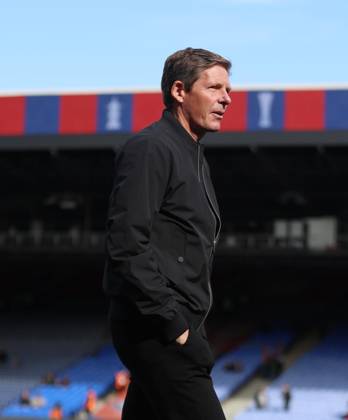 Premier League - Crystal Palace v Nottingham Forest LONDON, ENGLAND, OCTOBER 11: Oliver Glasner Manager of Nottingham Forest and former Crystal Palace manager on the Selhurst Park pitch ahead of the match during The Premier League match between Crystal Palace v Nottingham Forest at Selhurst Park Stadium, London, England, on October 11. (Photo by Daniel Weir) London Selhurst Park Stadium England Copyright: xDanielxWeir SportsxPressxPhotox Sportspressphoto_SPR252335