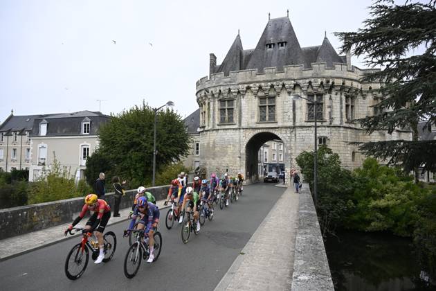 Paris Tours 2026 Cycling Race TOURS, FRANCE - OCTOBER 11 : Soderqvist Jakob (SWE) of Lidl - Trek, Bissegger Stefan (SUI) of Decathlon CMA CGM Team, Lampaert Yves (BEL) of Soudal Quick-Step, Ingebrigtsen Storm (NOR) of Uno-X Mobility, Rutsch Jonas (GER) of Lotto - Intermarche, Louvel Matis (FRA) of NSN Cycling Team, Van Den Berg Julius (NED) of Team Picnic PostNL, Calabuig Estanislao (ESP) of Caja Rural - Seguros RGA, Ourselin Paul (FRA) of Cofidis, Rasenberg Martijn (NED) of Unibet Rose Rockets, Cardis Romain (FRA) of St Michel - Preference Home - Auber93, Guglielmi Simon (FRA) of St Michel - Preference Home - Auber93 at Porte Saint-Georges (Vendome) during the 120th edition of Paris Tours an UCI ProSeries 1.Pro one day cycling road race for Men Elite of 216.2 km with start in Chartres and finish in Tours on October 11, 2026 in Tours, France, 11 10 2026 ( Motordriver Guy De Vuyst - Tours France  Copyright: xNicoxVereeckenx