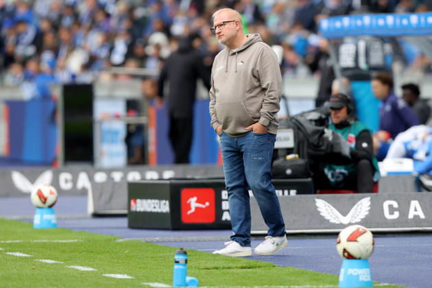 11.10.2026, xtgx, Fussball 2.Bundesliga, Hertha BSC Berlin - SpVgg Greuther Fuerth v.l. Trainer Coach Heiko Vogel (Greuther Fürth Fuerth) (DFL DFB REGULATIONS PROHIBIT ANY USE OF PHOTOGRAPHS as IMAGE SEQUENCES and or QUASI-VIDEO) Berlin