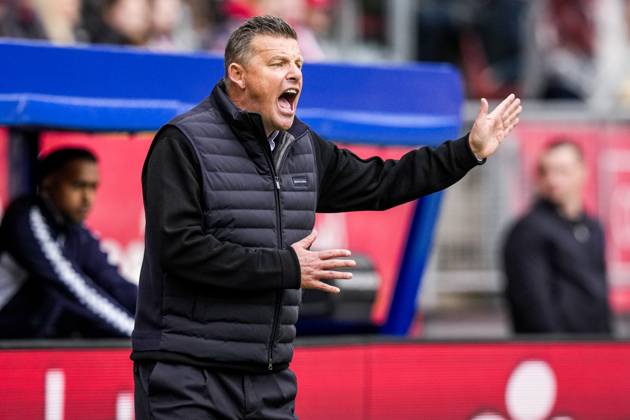 UTRECHT - Willem II Coach John Stegeman during the Dutch Eredivisie match between FC Utrecht and Willem II at Galgenwaard Stadium on October 11, 2026 in Utrecht, the Netherlands. TOBIAS KLEUVER ANP Eredivisie 2026 27 xVIxANPxSportx xxANPxIVx 572125171 originalFilename: 572125171
