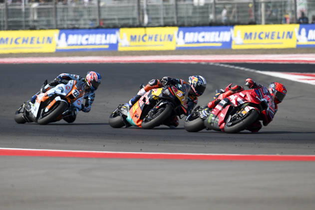 (261011) -- LOMBOK, Oct. 11, 2026 -- Ducati Lenovo Team s Marc Marquez (front R) of Spain races during the MotoGP Grand Prix of Indonesia at Mandalika International circuit in Lombok, Indonesia, Oct. 11, 2026. ) (SP)INDONESIA-LOMBOK-MOTOGP-MANDALIKA INTERNATIONAL CIRCUIT-RACE Zulkarnain 