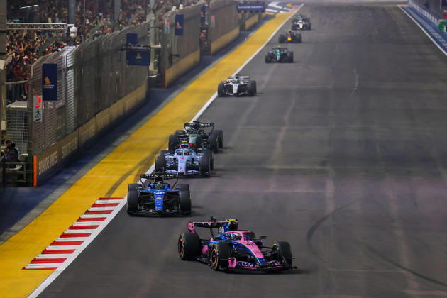 2026 Formula 1 Singapore Grand Prix SINGAPORE - OCTOBER 11: Drivers compete during the Formula 1 Singapore Grand Prix at the Marina Bay Street Circuit in Singapore on October 11, 2026. The race consists of 62 laps, with drivers facing intense tropical heat and high humidity on a demanding street circuit featuring 19 corners and few long straights. Daniel Ceng Anadolu Singapore Singapore. Editorial use only. Please get in touch for any other usage.  Copyright: x2026xAnadoluxDanielxCengx