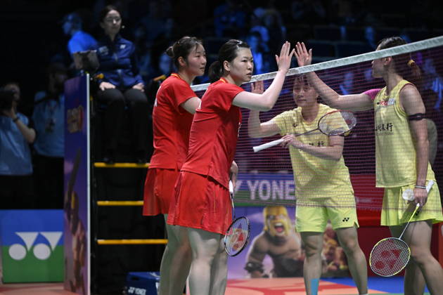 Chen Fan Shu Tian (L) and Luo Xu Min of China greets after winning their women s doubles match against Lin Jhih Yun and Hsu Yin-Hui (R) of Taiwan during the finals at the badminton Clash of Clans Arctic Open 2026 tournament in Vantaa, Finland, on October 11, 2026. - ANTTI AIMO-KOIVISTO Finland AbY0ImfgkAg  Copyright: xAnttixAimo-Koivistox AbY0ImfgkAg