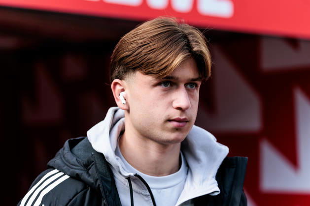KOELN, GERMANY - OCTOBER 11: Mikey Moore (1. FC Koeln, 47) during pitch check before the Bundesliga match between 1. FC Koeln vs. Borussia Moenchengladbach at Rheinenergie-Stadion on matchday 5 of the 1. Bundesliga on October 11, 2026 in Koeln, Germany. DFL REGULATIONS PROHIBIT ANY USE OF PHOTOGRAPHS AS IMAGE SEQUENCES AND OR QUASI-VIDEO. North Rhine Westphalia Germany Copyright: xSteffiexWunderlx