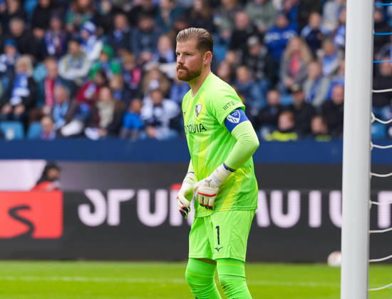 Timo Horn (VfL Bochum 1848, 1) GER, VfL Bochum 1848 vs DSC Arminia Bielefeld, 2. Bundesliga, 7. Spieltag, Saison 2026-27, Vonovia Ruhrstadion, Bochum, 11.10.2026 DFL REGULATIONS PROHIBIT ANY USE OF PHOTOGRAPHS AS IMAGE SEQUENCES AND OR QUASI-VIDEO VfL Bochum 1848 vs DSC Arminia Bielefeld, 2. Bundesliga, 7. Spieltag, Saison 2026-27, 11.10.2026 Bochum Copyright: xEibner-Pressefoto ScottxColemanx EP_SCN