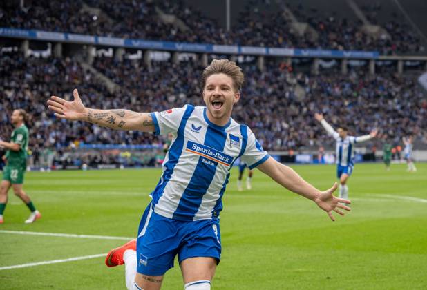 Fussball, Herren, Saison 2026 2027, 2. Bundesliga (7. Spieltag), Hertha BSC - SpVgg Greuther Fürth, Mads Pedersen (Hertha BSC), Jubel nach Tor zum 1:0, 11.10.2026, Copyright: xMatthiasxKochx