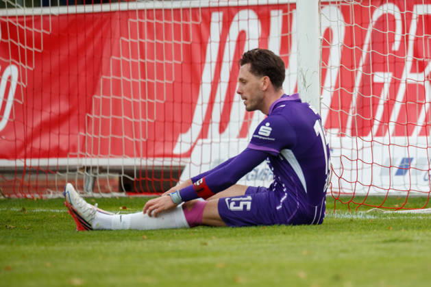 Marcel Bär (Aue) sind ist enträuscht, wütend, frustriert, sauer ; GER, Greifswalder FC vs. FC Erzgebirge Aue, Fußball, Männer, Regionalliga Nordost, 12.Spieltag, Spielzeit 2026 2027, 11.10.2026 Greifswald Volksstadion Mecklenburg - Vorpommern Deutschland