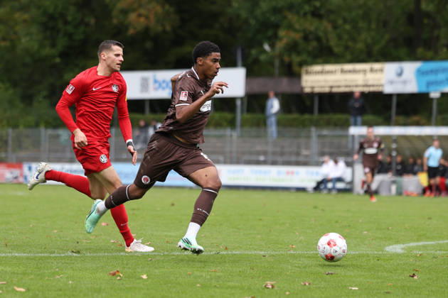 Fußball I Herren I Saison 2026 2027 I Regionalliga Nord I 13.Spieltag I FC St.Pauli II - HSC Hannover I 11.10.2026 Jack Wardius (19, FC St.Pauli II) Norderstedt Edmund Plambeck Stadion Schleswig-Holstein Deutschland Copyright: xLobeca RalfxHomburgx