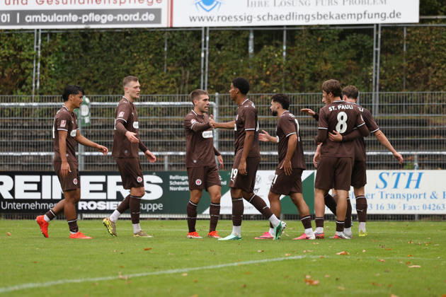 Fußball I Herren I Saison 2026 2027 I Regionalliga Nord I 13.Spieltag I FC St.Pauli II - HSC Hannover I 11.10.2026 Torjubel FC St.Pauli II Norderstedt Edmund Plambeck Stadion Schleswig-Holstein Deutschland Copyright: xLobeca RalfxHomburgx