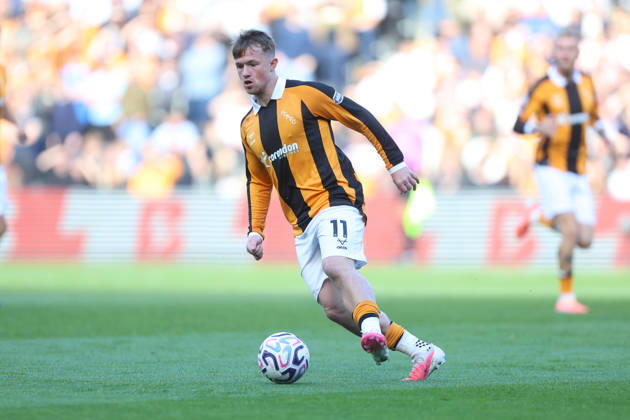 RECORD DATE NOT STATED 11th October 2026; MKM Stadium, Hull, England; Premier League Football, Hull City versus Everton; Joe Gelhardt of Hull City on the ball DavexLofthouse