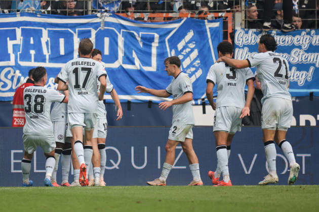 11.10.2026, xgrfx, Fussball 2.Bundesliga, VfL Bochum - Arminia Bielefeld v.l. Tor, Benjamin Boakye zum 0:1 (Arminia Bielefeld) Bochum