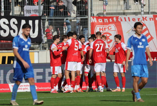 111026 Halle Saale Sachsen Anhalt Leuna Chemie Stadion Fußball Hallescher FC Halle HFC Regionalliga Nordost 4. Liga Männer Saison 2026 2027 12. Spieltag HFC- RSV Eintracht Tor das 1:0 durch Osman Atilgan (Hallescher FC) hfc Jubel