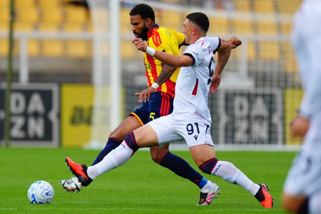 US Lecce s Centre-back Jamil Siebert (5 US Lecce) and Bologna FC s Striker Roberto Piccoli (91 Bologna FC) in action during the Serie A Enilive matchday 6 match between US Lecce and Bologna FC 1909 at the Stadio Via del Mare in Lecce, Italy, Sunday, October 11, 2026. (Credit Image: Giovanni Evangelista LaPresse)  Copyright: xGiovannixEvangelista LaPressex